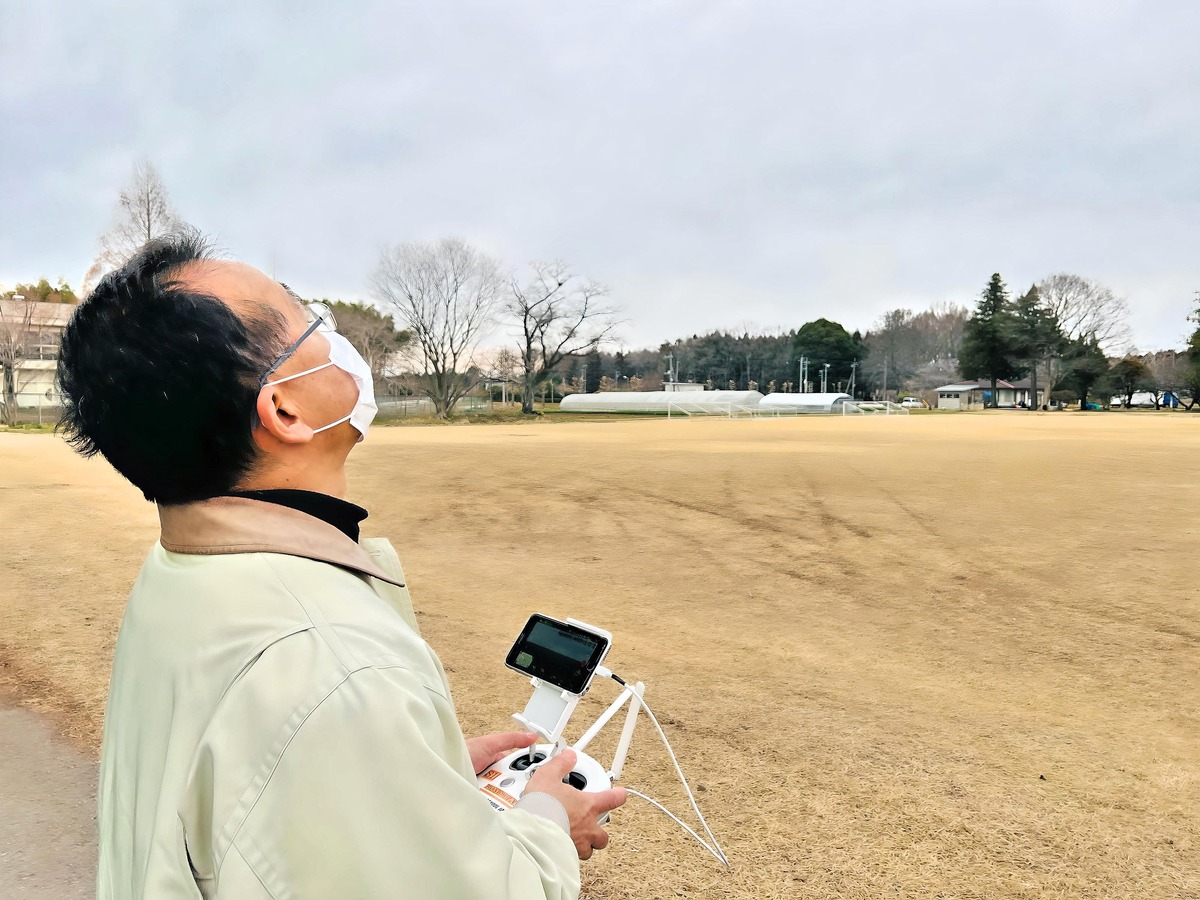 目視外飛行も体験。モニター飛行は高難度操舵です