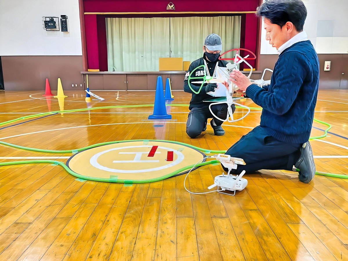 「飛行後点検」8項目を目視、緩衝点検