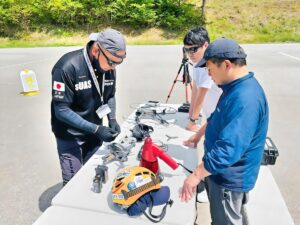 機体の整備や取扱いを確認。日頃の整備は不可欠です