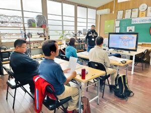 当スクールは対面学科を基本としています