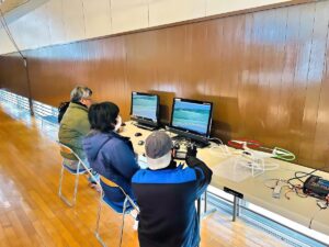 「フライトシュミレーター」スティックの感覚確認