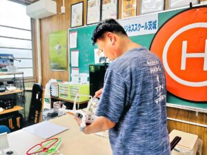 まず基本である「飛行前点検」から。16大項目