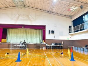 高度3.5mスクエア飛行から8の字飛行へ