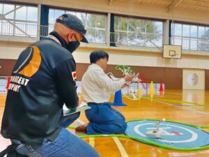 「飛行後点検」8大項目を目視、緩衝確認