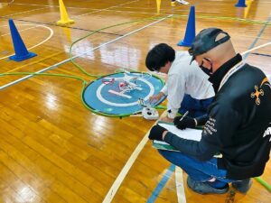 「飛行前点検」パラメーター、スティック、バッテリー