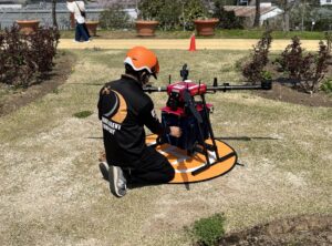 輸送機「CHALLENGER」をオペレート