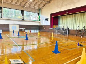 「実技訓練」ホバリング、スクエア飛行まで