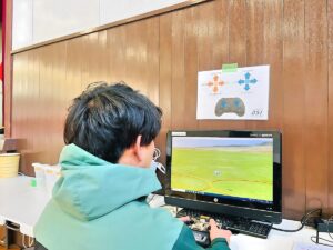 フライシュミレーターで8の字飛行を重複訓練
