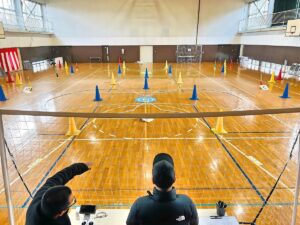 8の字飛行を徹底訓練。コース逸脱が課題です