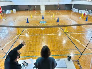 ドローン飛行の一丁目はホバリングから十時飛行へ