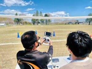 基本操舵を説明。入力角度による飛行機動を体験です
