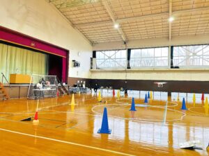 「実技審査」高度1.5m8の字飛行2周。最も難操舵