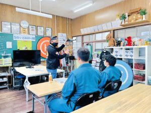 ドローン軌道、減点方式について説明。二等は70点合