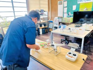 初日は飛行前後点検。16大項目8大項目を学習します