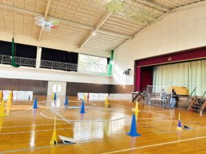 「実技審査」高度3.5mスクエア飛行（四角）