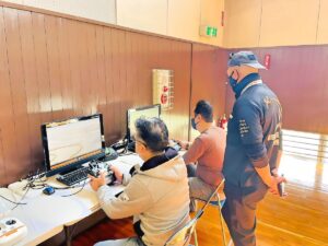 ドローン操作入力は繊細が求められます。1、2mm