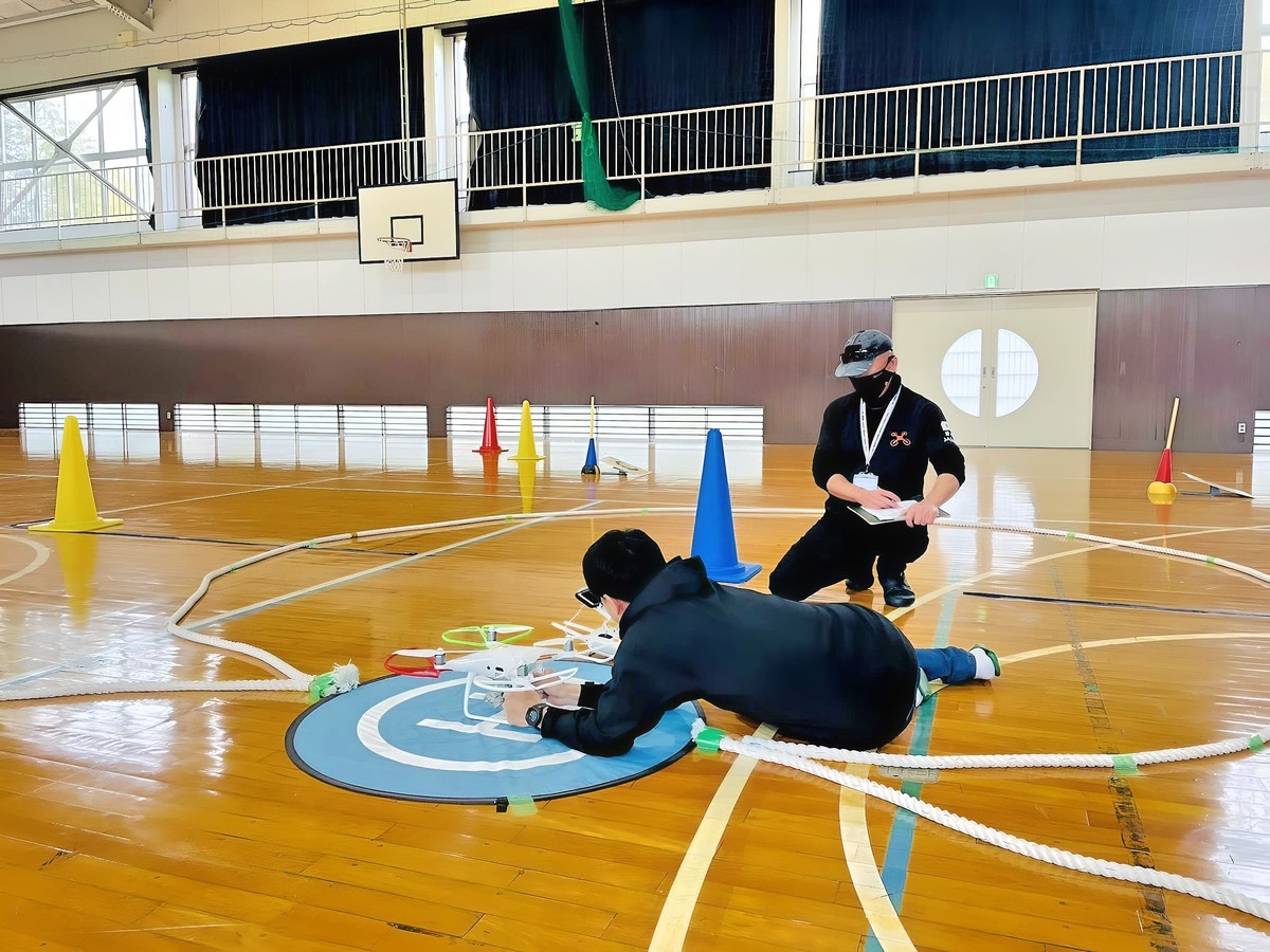 「実技審査」ランディングギアを固定して電源ON
