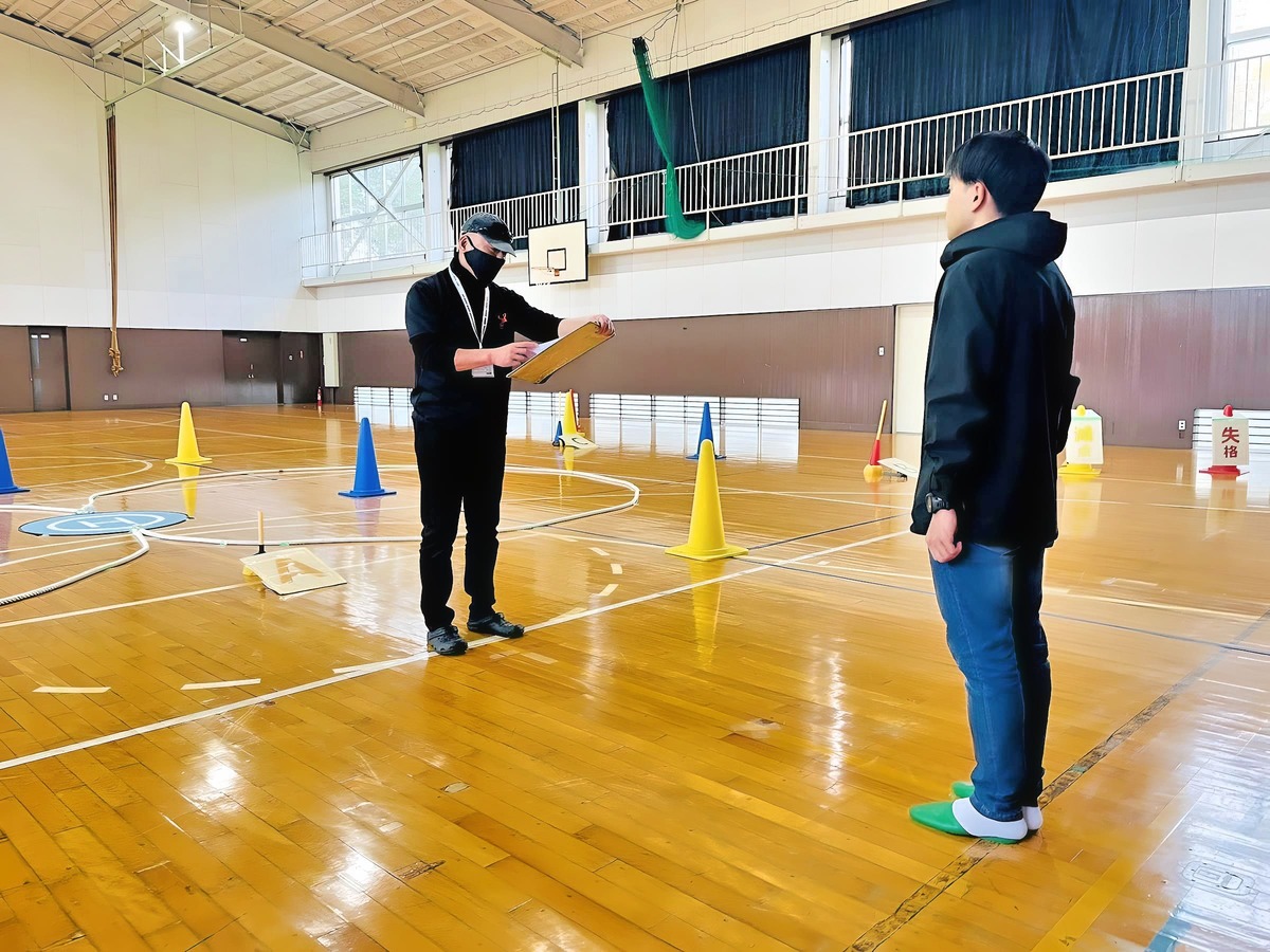 「講評」「合否判定」総体的な総評した後合否通告