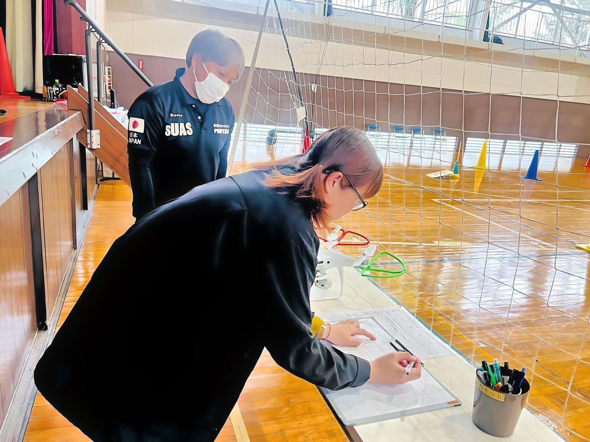 「日常点検記録・飛行後記録」記入して終了となります