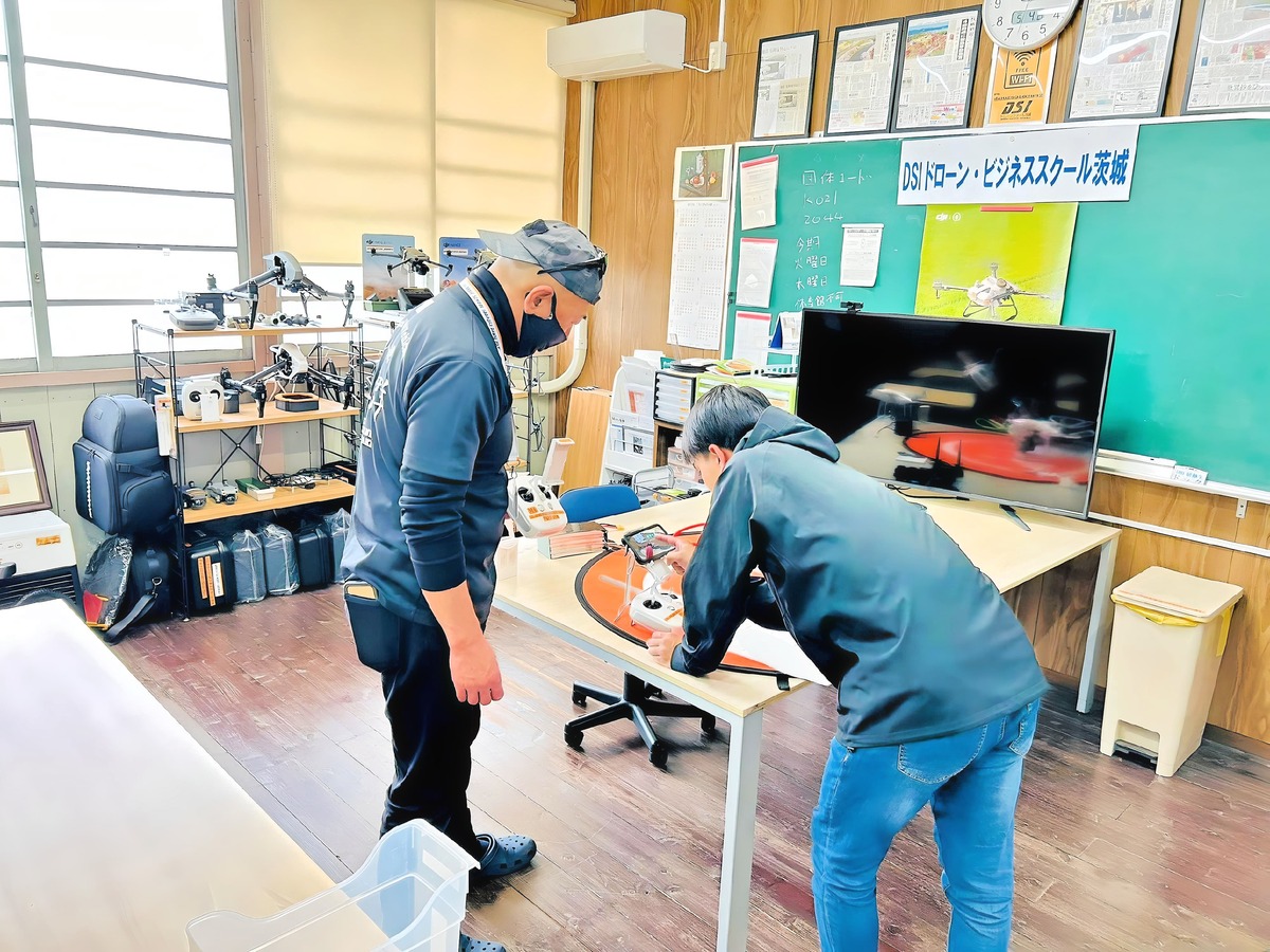 「飛行前後点検」から。ドローン基礎知識を学習