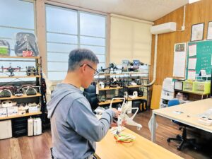 「飛行前後点検」24大項目に及ぶ目視緩衝点検です