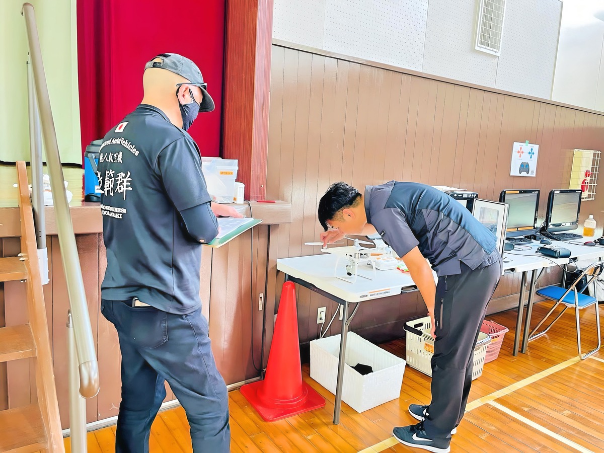 「飛行前点検」16大項目に及ぶ目視緩衝点検