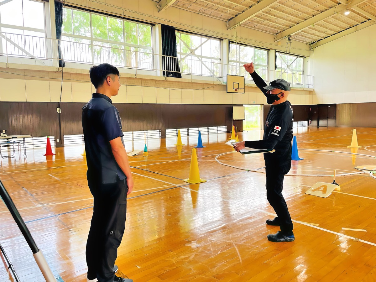 「講評」「合否判定」総体的な総評した後合否通告