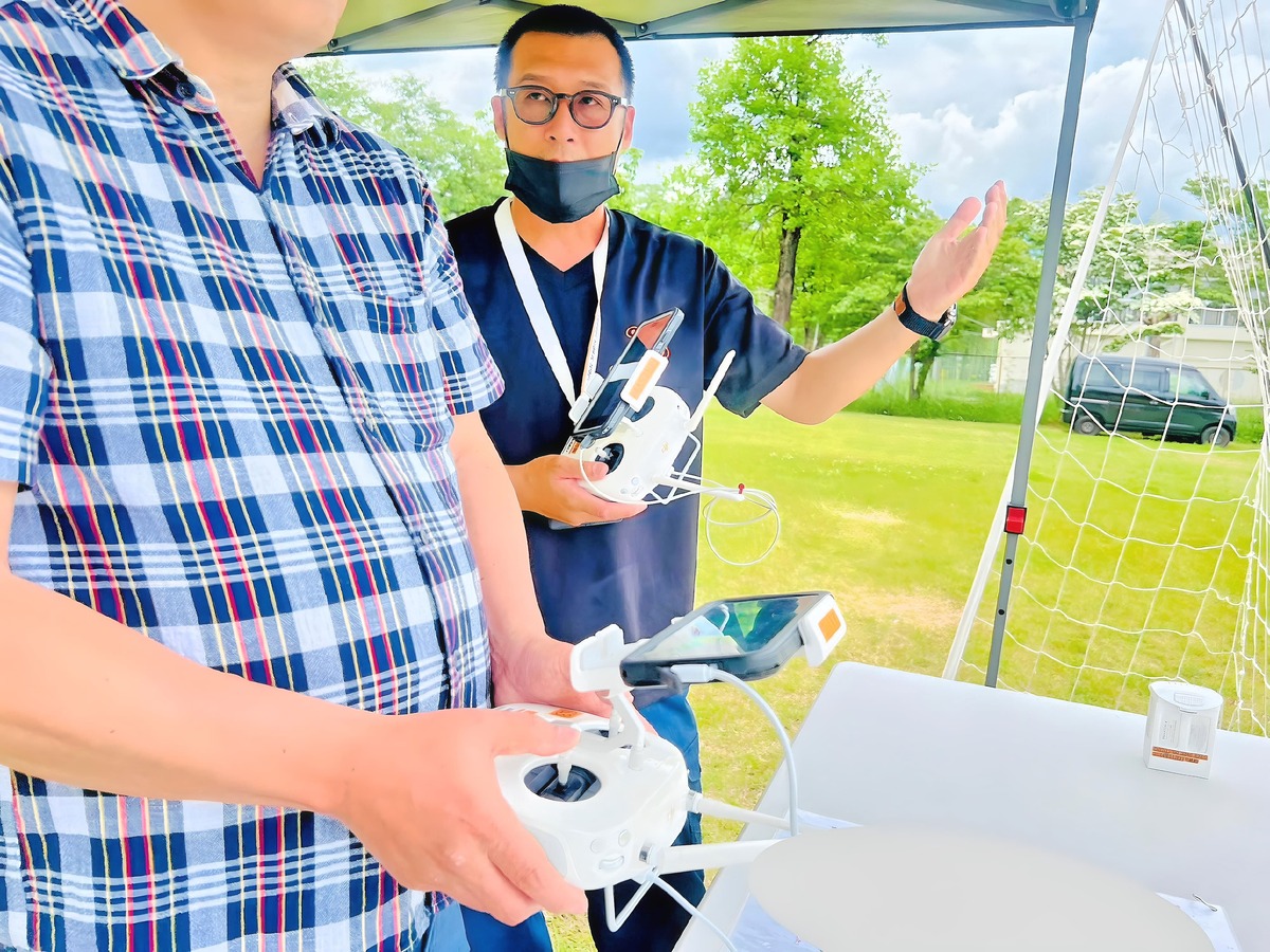 飛行ではドローン機動力や操舵入力方法など体験します