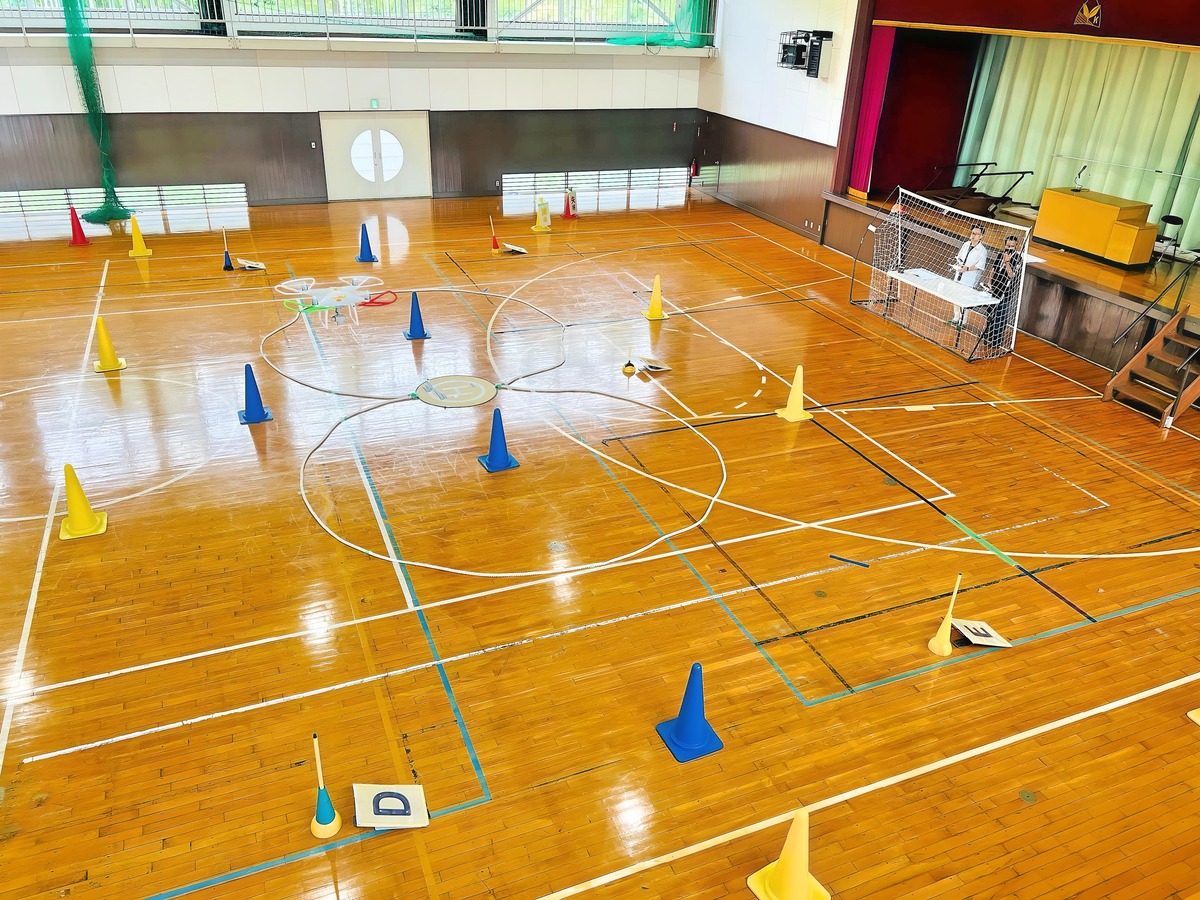 「スクエア飛行」四角の中でムズイのは側面飛行です