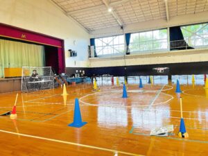 「実技審査」高度1.5m8の字飛行2周。最も難操舵