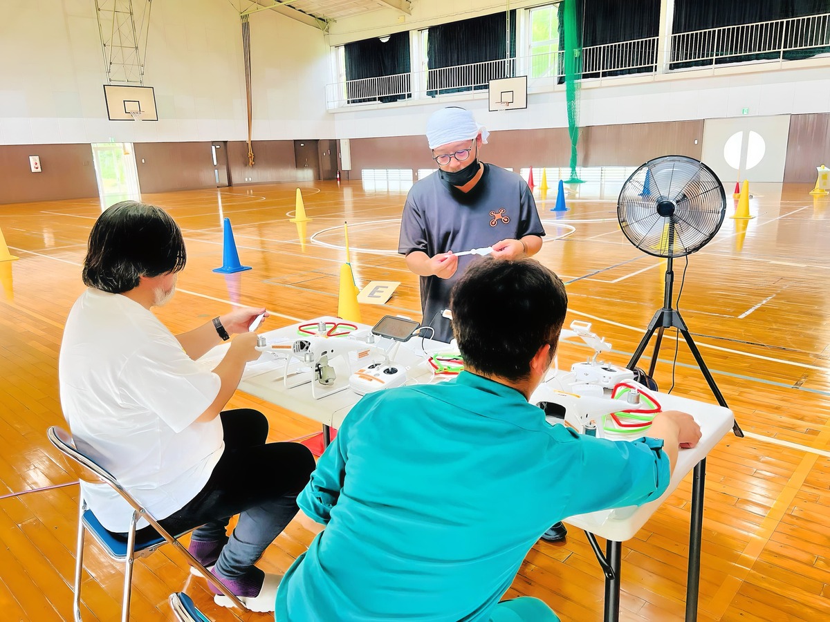 「飛行前後点検」触った事のないドローンの点検から