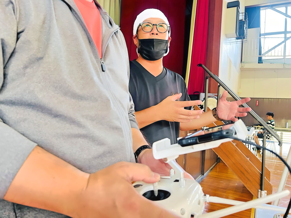 ドローン機動能力を説明。4D飛行が可能な機体です