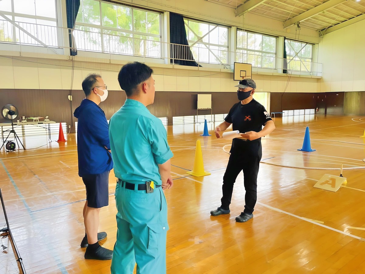 「講評」「合否判定」総体的な総評した後合否通告