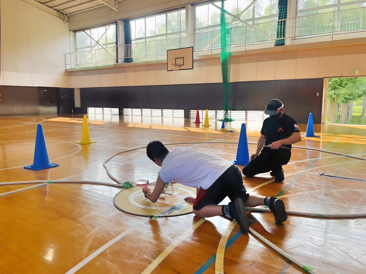 「実技審査」ランディングギアを固定して電源ON