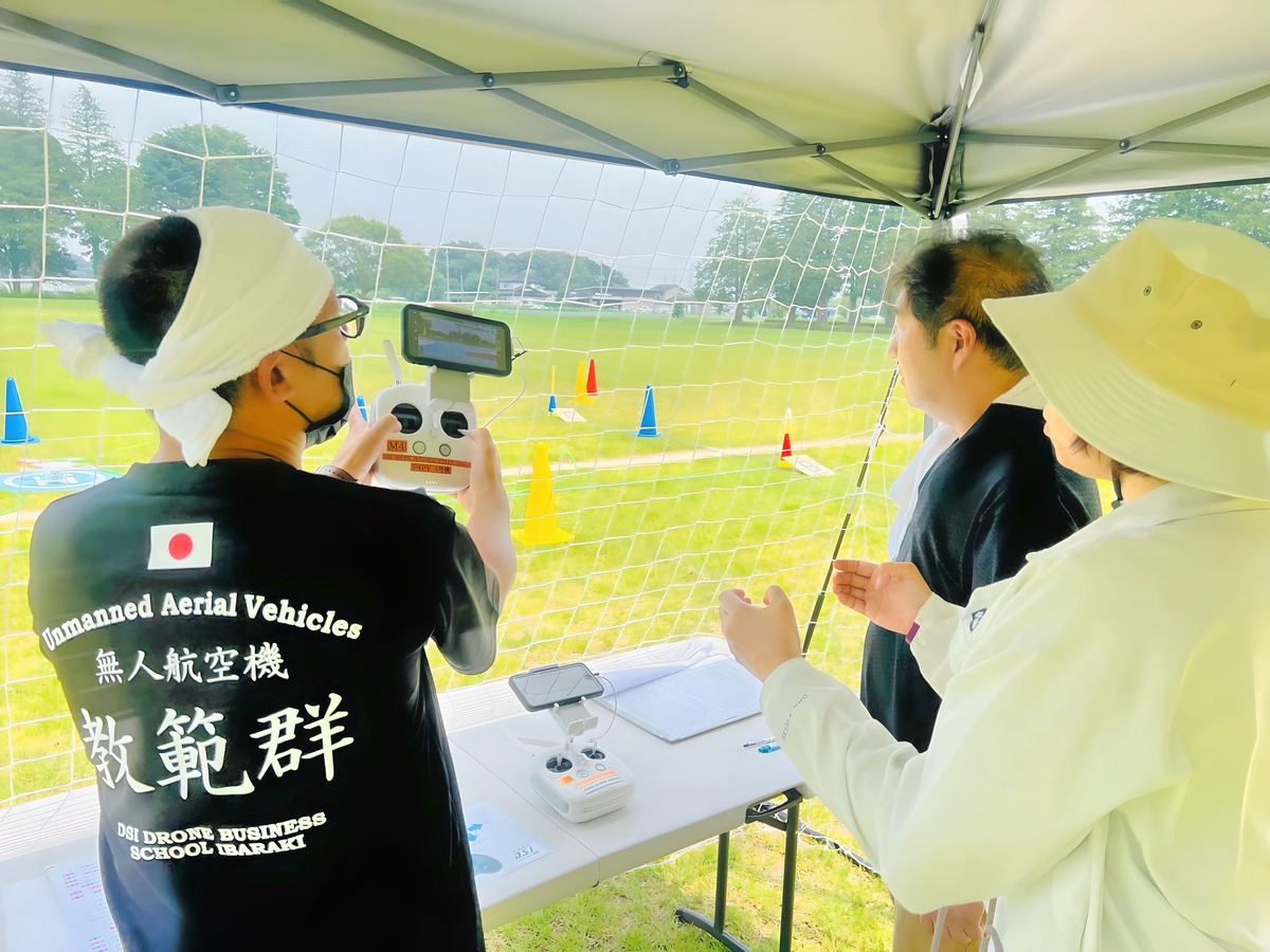 ドローン即席講座。操舵法など分かり易くレクチャー