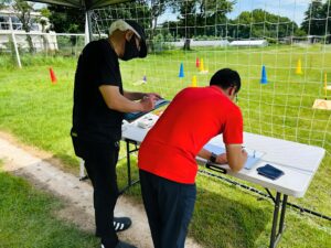 「日常点検記録」「飛行後記録」の記入。義務です