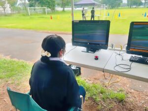 フライトシュミレーターで操舵入力及び側面ホバリング