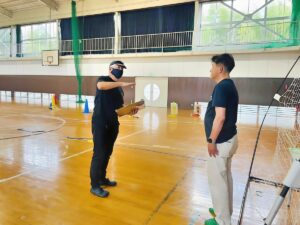 「講評」「合否判定」総体的な総評した後合否通告