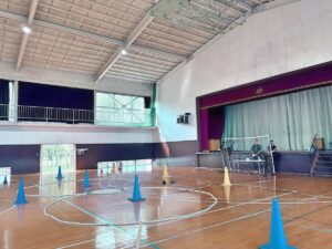 「飛行前点検」高度1.5m四操舵及びカメラ起動確認