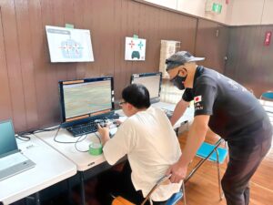 左右の操舵はフライトシュミレーターで模擬訓練です