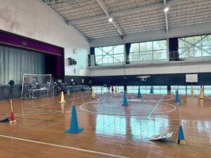 「実技審査」高度1.5m8の字飛行2周。最も難操舵