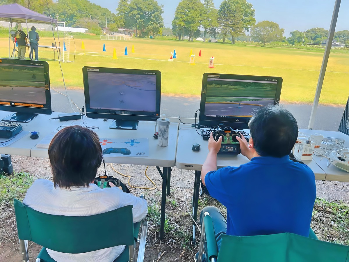 Nさんは、難操舵であるサークルを中心に飛行訓練