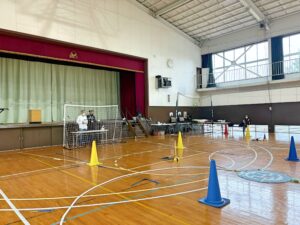 「実技審査」高度1.5m8の字飛行2周。最も難操舵