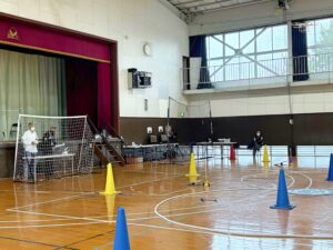 「実技審査」高度3.5mスクエア飛行（四角）