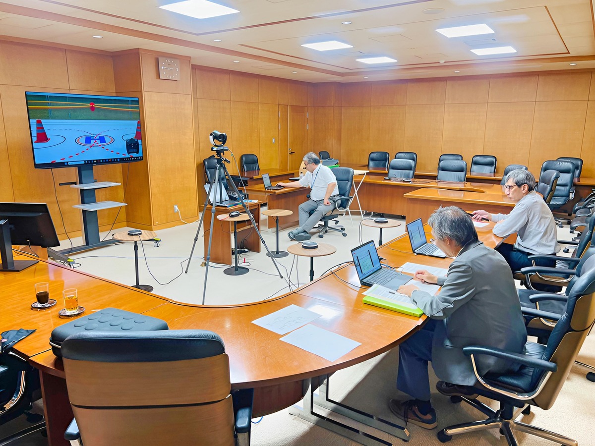 全国の研究者273名へ「安全セミナー」リモート授業