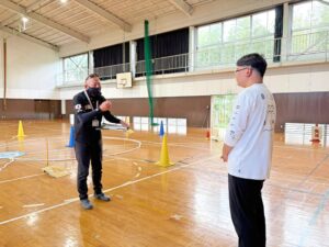 「講評」「合否判定」総体的な総評した後合否通告