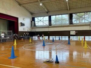 「実技審査」高度1.5m8の字飛行2周。最も難操舵