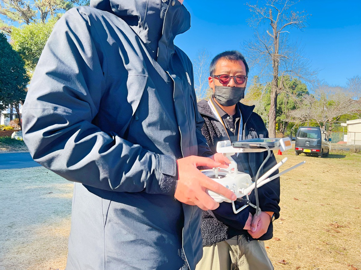 Fさんは8の字に難あり。理論的な飛行法を考えながら飛行します