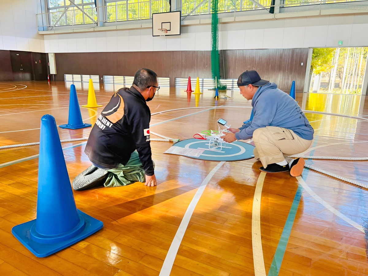 飛行前点検、システムパラメーターを目視確認です